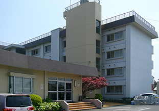 国際交流会館<br>Off-Campus Student Dorm
