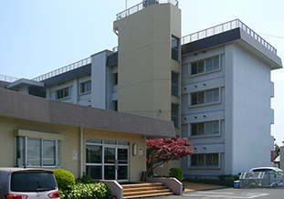 国際交流会館<br>Off-Campus Student Dorm