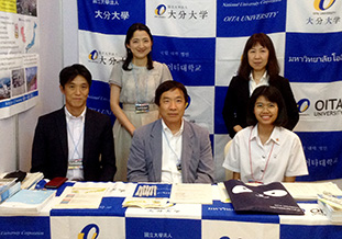 大分大学ブース(チェンマイ会場)