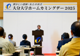 戸髙孝同窓会連合会会長の挨拶