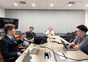 救命センターでの懇談